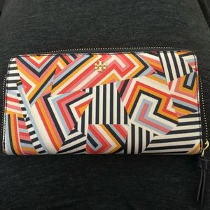 Tory Burch wallet